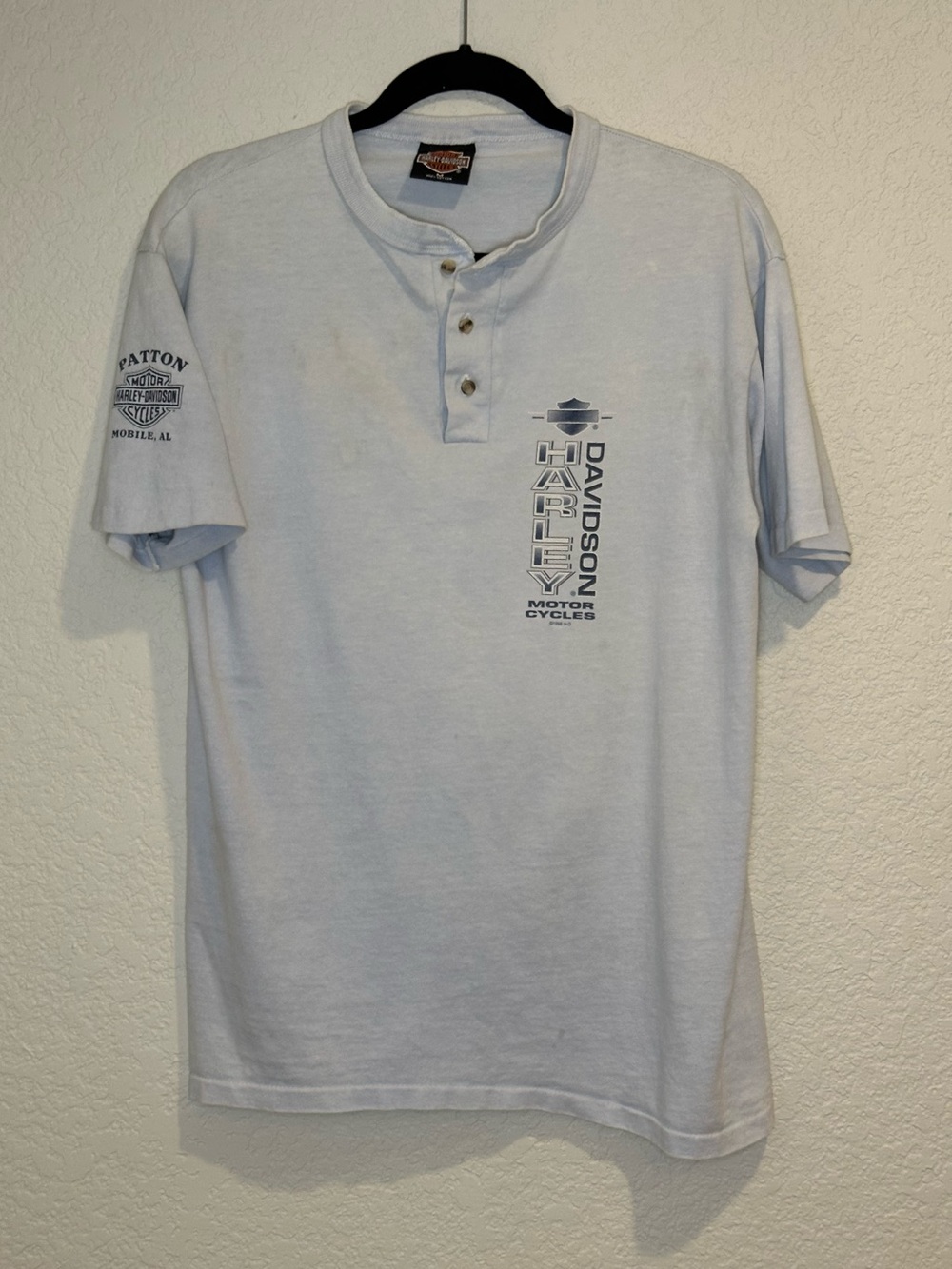 Harley-Davidson Vtg Henley Graphic Tee